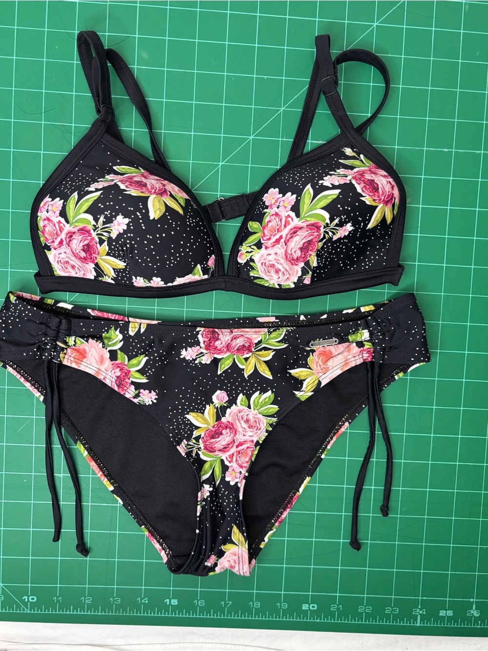 Ripzone Black Floral Adjustable Women’s Two-Piece Bikini Set Beach Swimwear